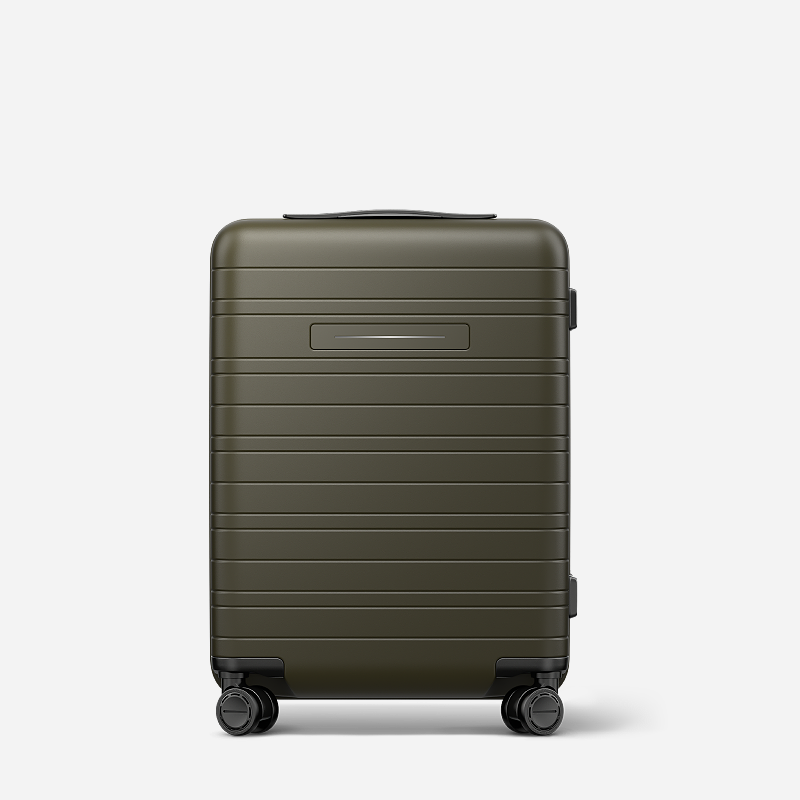 Studio hand luggage discount