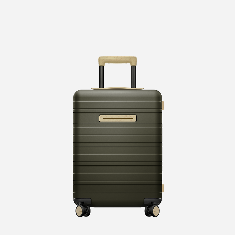 Travellers need digital innovations in luggage claim co-founders of Horizn  Studios | Horizn studios, Studio, Luggage
