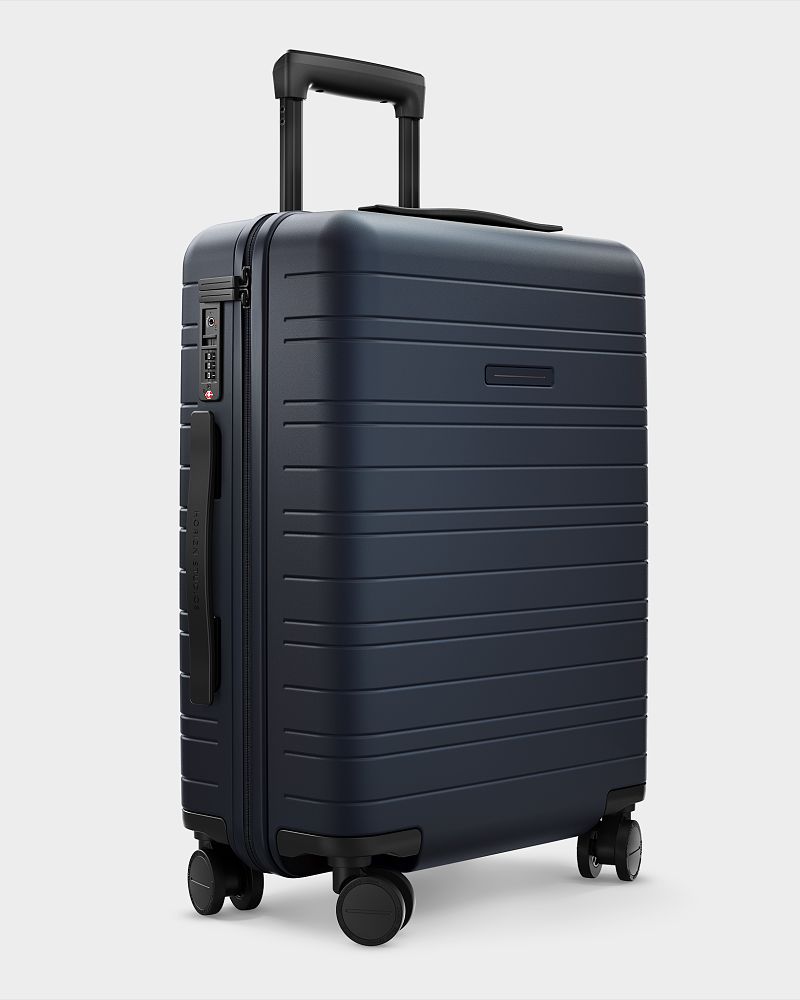 polycarbonate luggage durability