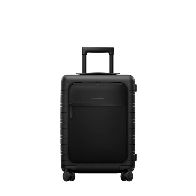 M5 All Black Multi S Cabin Size Smart