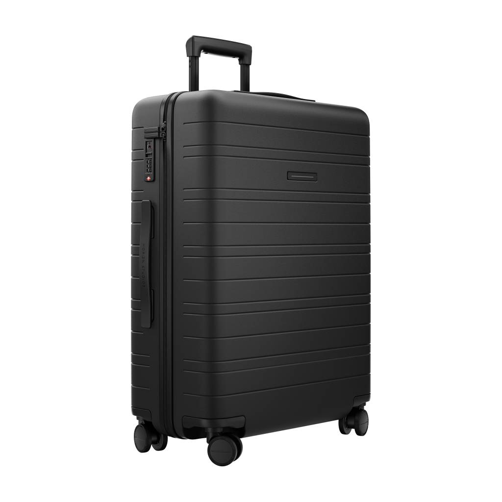 H6 Check-In Luggage in Black - Horizn Studios