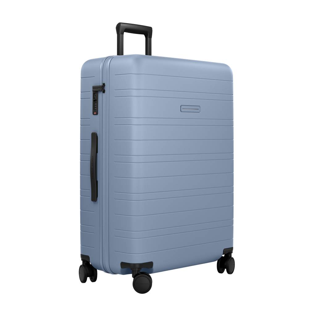 H7 Check-In Luggage in Blue - Horizn Studios